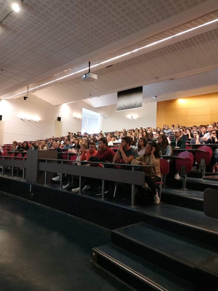 PRÉ RENTRÉE DES P2
Venez nombreux au village des assos cette après midi !