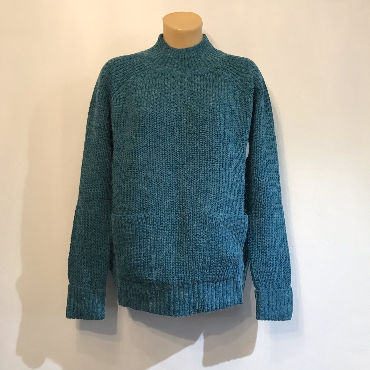 ClothingCheck's tweet photo. It’s #knitwear time in #leominster.  Any 2 pieces £20 ! #bargain #highstreetsavings #leominster @ShopLeominster 10 styles in stock!!! https://t.co/ArIb2qQW0F