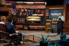 SharkTankRating's tweet photo. Here are the  6 Best Presentations of #SharkTank Season 10 that DIDN'T result in a deal with the Sharks. https://t.co/nJu2e1mAy7 https://t.co/fsw1htSRos