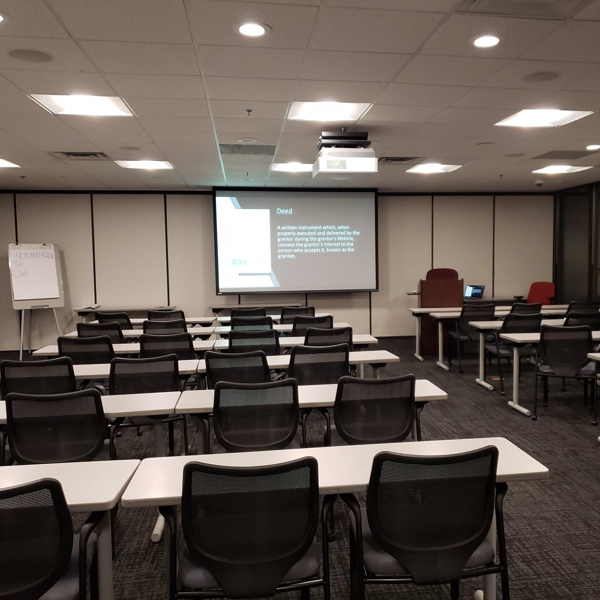 laoden's tweet photo. My next pre-license class starts now. I'm so fortunate for the opportunity to help people make this huge step in taking control of their future. #realestate #realestateclasses #destroyyourcomfortzone https://t.co/Xjgi7CUetk