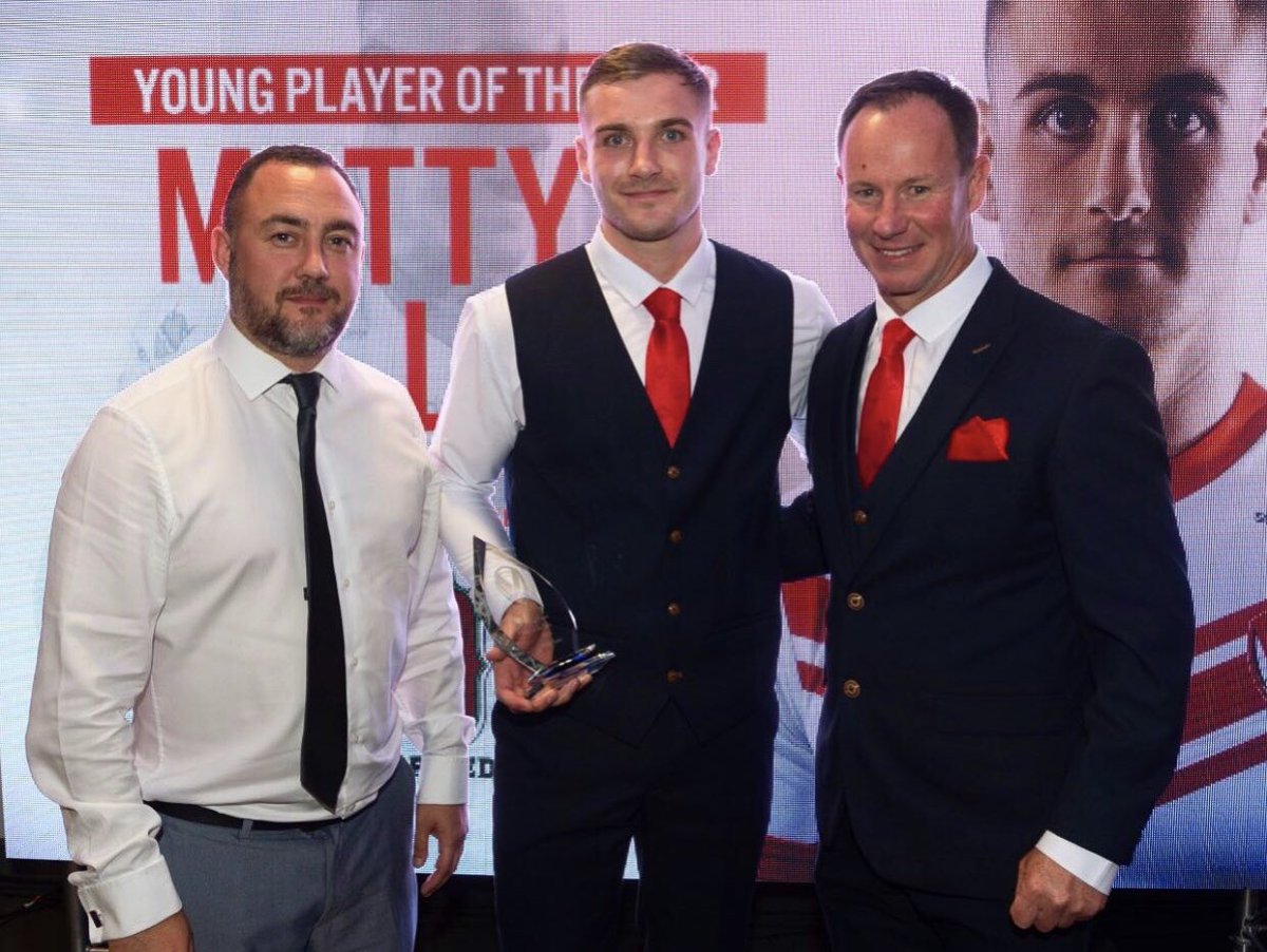 matt_lees1's tweet image. Made up to of won young player of the year the other night, just want to say a massive thanks for everyone’s support over the last few weeks and throughout this year. Recovery is going well and hopefully be back soon! @Saints1890