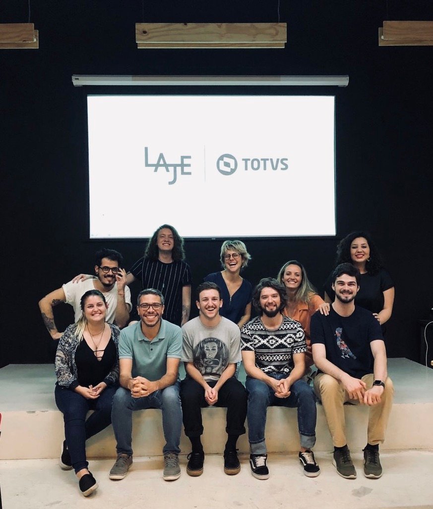 UXLabSP's tweet image. Sexta-feira foi dia de conhecer a Laje, e conversar sobre inovação, dores reais, mundo mais complexo e como potencializar relações. Lembrando que &quot;inovação é no presente&quot;.
O UX Lab agradece de coração toda a recepção.
#UXLabDays