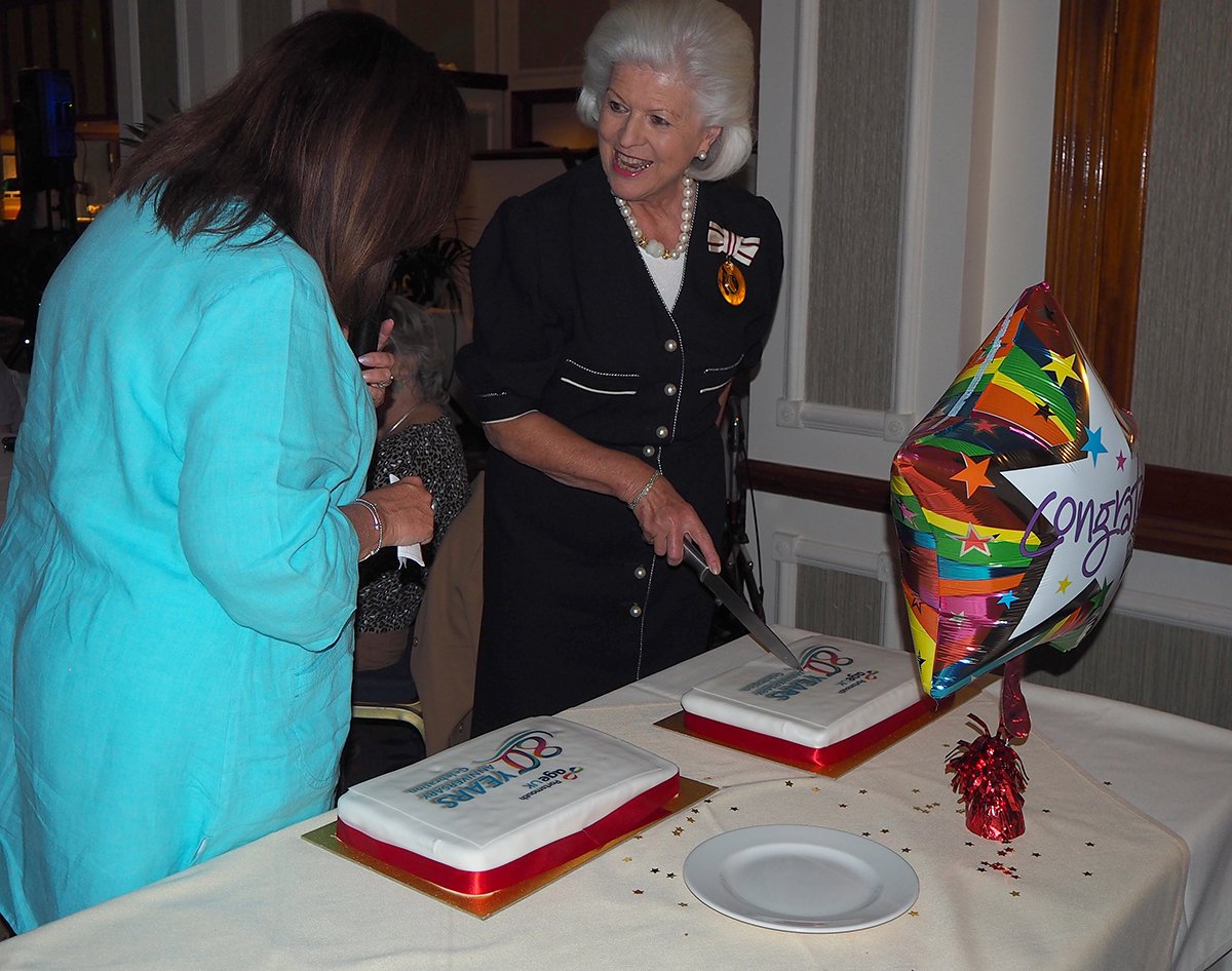 AgeukF's tweet photo. A fabulous evening celebrating @AgeUKPortsmouth's 80th year of supporting the people of #Portsmouth &amp; surrounding area. Thank you so much to @BWRoyalBeach for hosting the event. Thanks to Steve Kingsley &amp; @MadgwickStu for making the evening so special. https://t.co/gvHTs5utWH