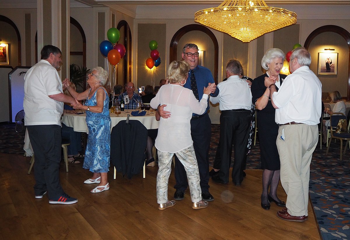 AgeukF's tweet photo. A fabulous evening celebrating @AgeUKPortsmouth's 80th year of supporting the people of #Portsmouth &amp; surrounding area. Thank you so much to @BWRoyalBeach for hosting the event. Thanks to Steve Kingsley &amp; @MadgwickStu for making the evening so special. https://t.co/gvHTs5utWH