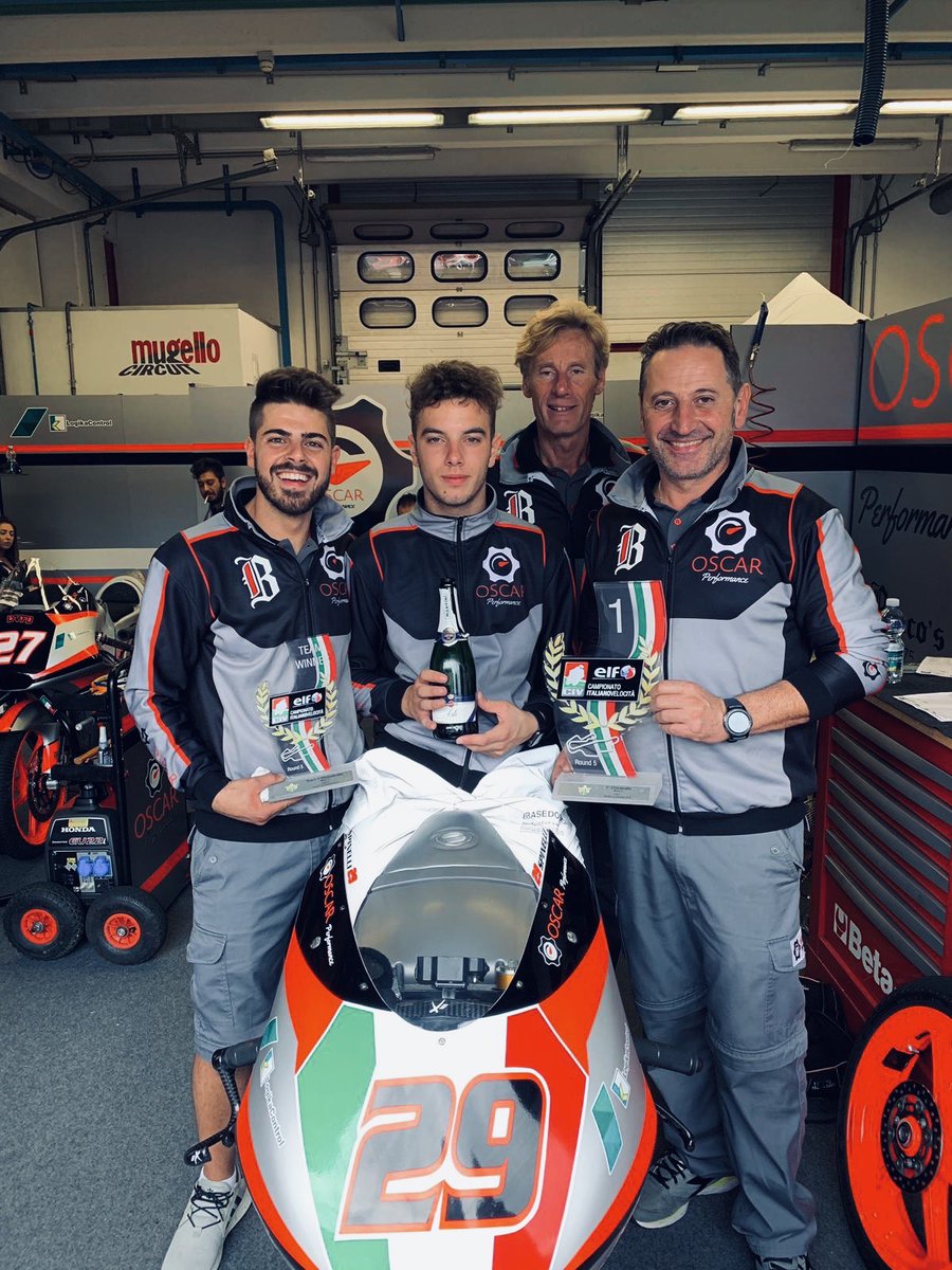 osrofficialteam's tweet photo. Il weekend di gare al Mugello per il campionato italiano velocità si è concluso con altre belle soddisfazioni......👉 https://t.co/zjCKPmF6iD https://t.co/geW48CHetO