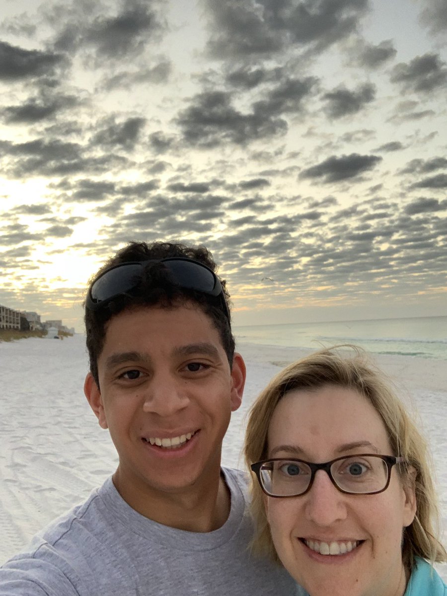 CallsignScooter's tweet photo. Reasons why I'm not uploading this week and why there is a slight break from videos. Decompressing at the beach y'all!
#vacation #wellneededrest https://t.co/HKWjxljrta