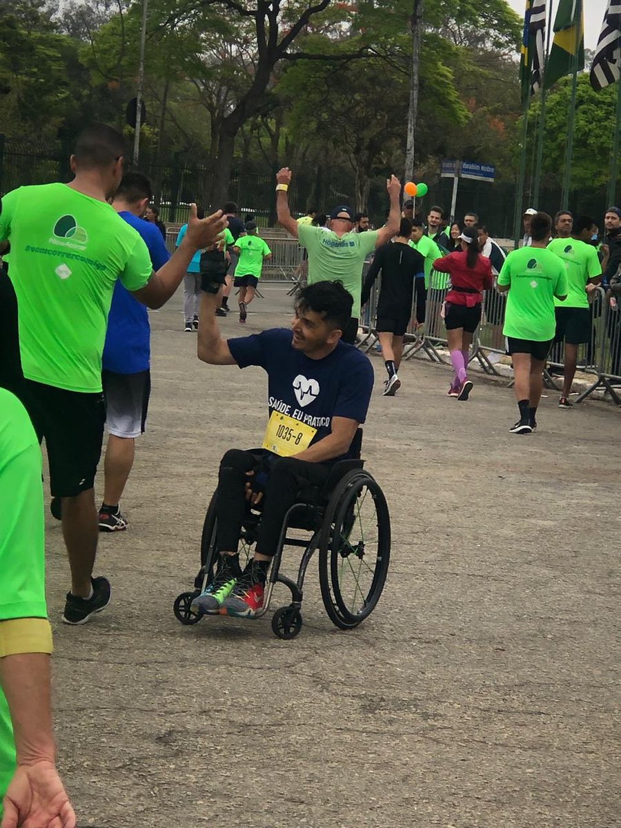 fisioaction's tweet photo. Equipe Fisio Action na Maratona de Revezamento Pão de Açúcar 2019 !!! Nossa segunda participação, melhor que a primeira!!! Valeu 🏆🥇💪🏻🏅🏃🏻‍♂️🏃‍♀️♿️🇧🇷 #vemcorrercomigo #maratonapaodeacucar #fisioaction #superacao https://t.co/VBGJkswrym