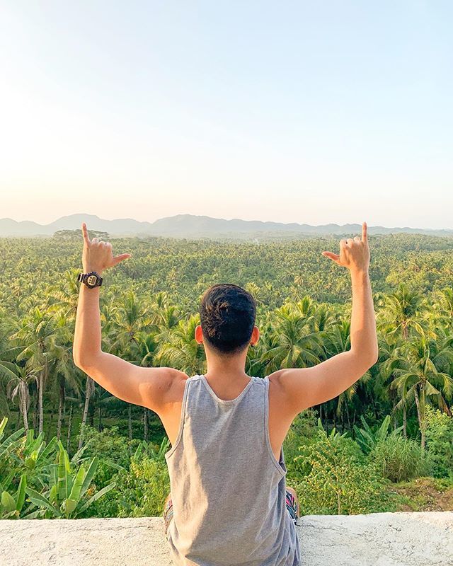 Linseyyang's tweet photo. Literally flexing and showing how awesome Siargao is!! 😜🌴 @pvmanalo #FlexKoLangPilipinasKongMahal https://t.co/DN8V1ATvQA https://t.co/csBUSCkMsI