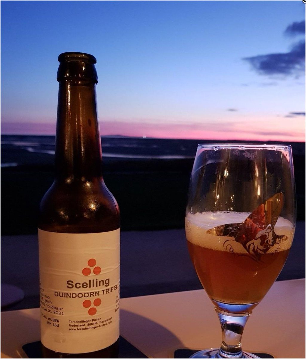 Scelling's tweet photo. #Scelling Duindoorn laat zich graag fotograferen! Zie hier twee prachtige foto's. Een in de avond genomen door Thomas D en gepost op Untappd, de ander is op de gevoelige plaat gezet door een fijnproever tijdens een #bierproeverij in ons #proeflokaal De Korenmaat. https://t.co/58r10KckLm