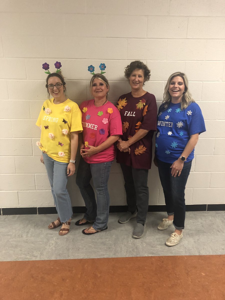 mrsamylai's tweet photo. Our FCS department brought the spirit today! We call ourselves “The Four Seasons” 🌸🌞🍂❄️ #dynamicduoday #bridgelandbest #forthcomingweek @mrsekenjura @BlakeAlex51105 https://t.co/AnkLD8IwBW