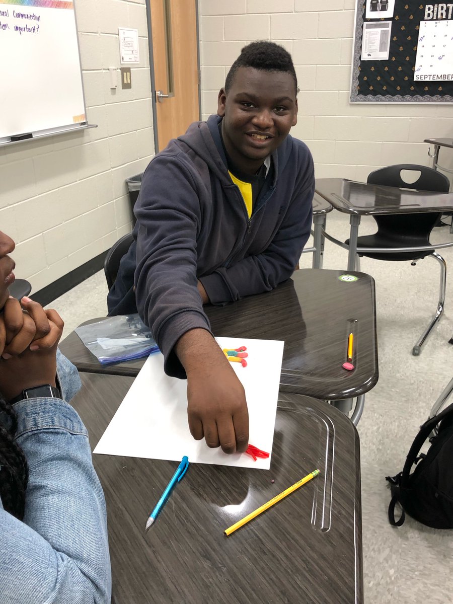 NorthAugustaHS's tweet photo. Mrs. Falin's intern, Mr. Hurt, finished up his first full week of teaching psychology by having the students make candy neurons. What a sweet assignment! https://t.co/FOOW3NHYhG