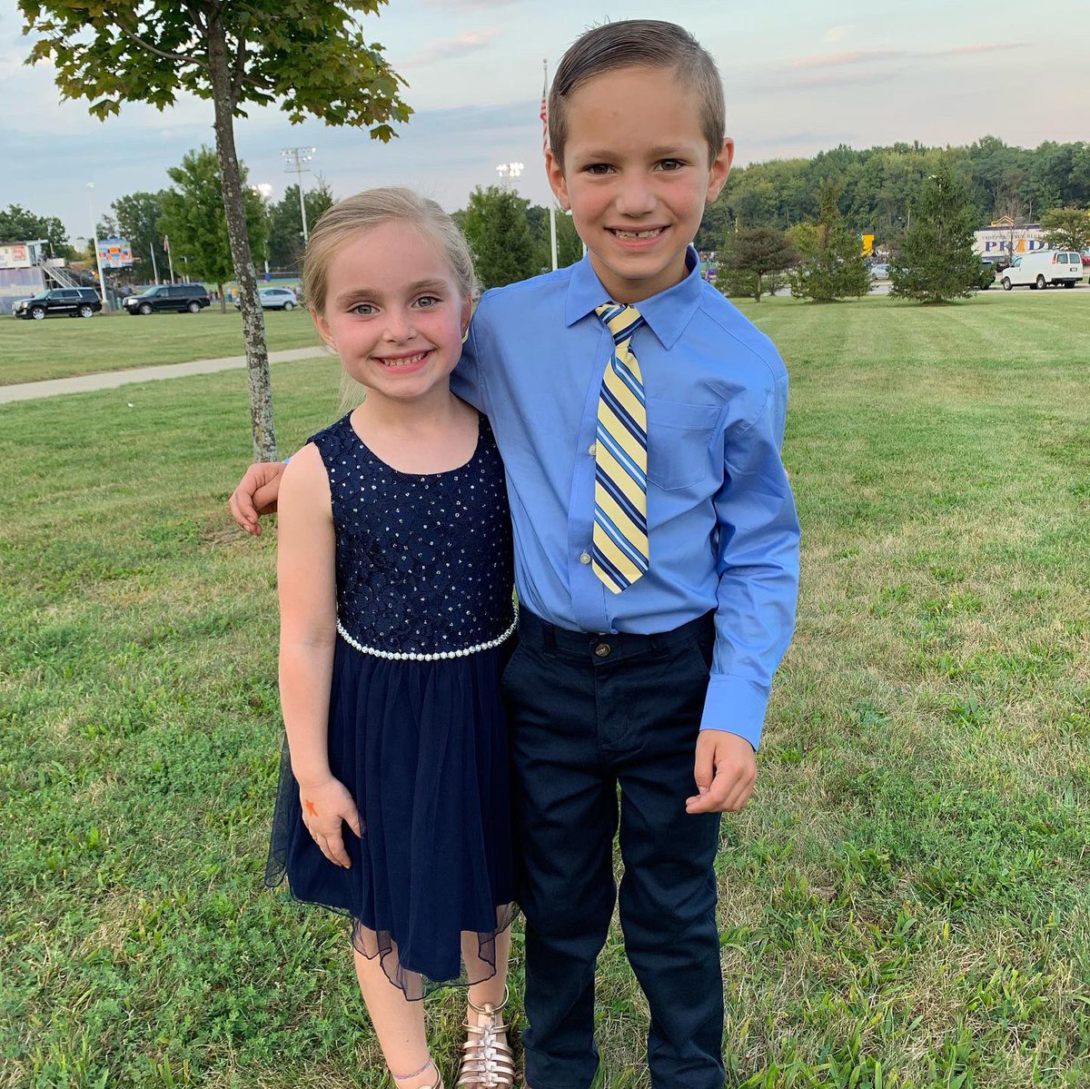 jilebean10's tweet photo. Independence Homecoming ππ
#homecoming #independencebluedevils #crownbearer #theycleanupnice https://t.co/cFAhdQRq24