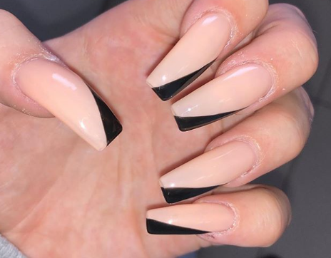 ListedBeauty's tweet photo. @vickysnails rocks with this manicure
#listedbeauty #torontobeauty #torontonails #torontonailart #torontonailsalon #torontomanicure #manicuretoronto #manicuregoals #nailgoals #hotnailart #canadiannails #nails2inspire #nailartstylist https://t.co/eRsmYXH60T