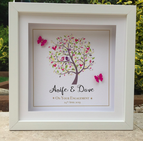 oodlique's tweet photo. Another wonderful review from a recent oodlique customer. 🧡🙏

"I have received my frame and absolutely love it.... The gift box it came in is also amazing, such a beautiful presentable gift that didn't cost the earth, thank you.."

View the gift: https://t.co/P0MT3NAGIp https://t.co/476y26ZROR