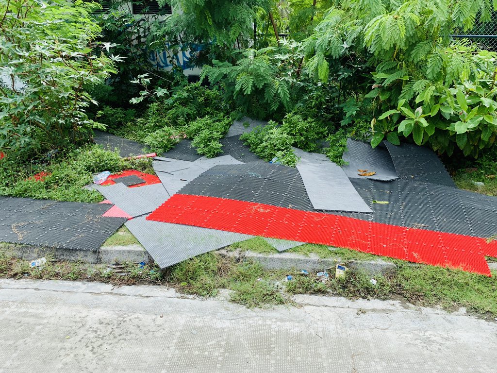 Ethakeh Zuvaanun Thakeh Beynun Kuramun Aiy Villimale’ Basket Court Ge Mat Thah Ehvess Notice Akaa Nulaa, Nagaa Ethan Zuvaanun Nah Beynun Nukurevey Gothah Hedhumuge Magsadhakee Kobaatha?
Kobaatho Ethanuge Future Plan Akee?
<a href="/AhmedMahloof/">Ahmed Mahloof</a> <a href="/Morniish/">Moany Saleem 🇵🇸</a>