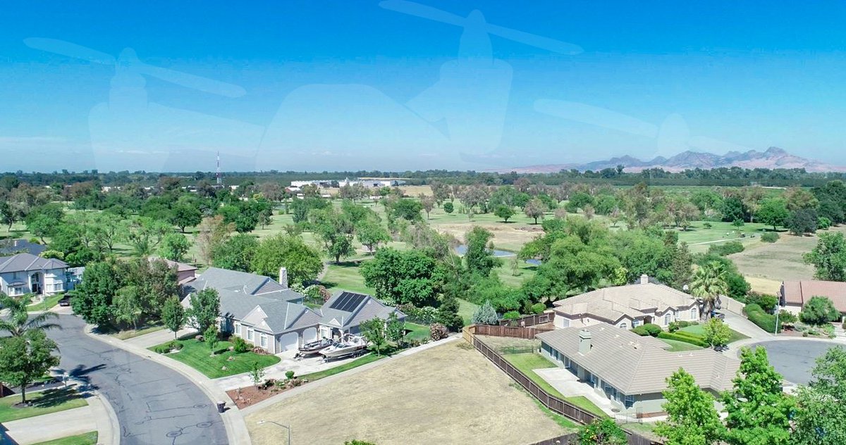 Drone Flight Workshops!!!
Professional Drone Coach
dronephotocoach.com
info@dronephotocoach.com

#dronephotocoach #drone #drones #aerialdrone #uav #usas #aerialdronephotography #dronestagram #droneflight #dronecoach #droneinstructor #droneworkshops #ashotaboveys