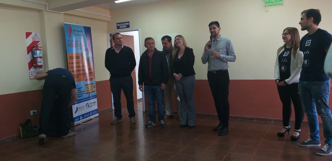 ReporteMisiones's tweet photo. Campo Grande: con gran expectativa se inauguró el Espacio Maker - #ReporteMisiones https://t.co/b2sMNhJV4d #EducaciónDisruptiva #Misiones #EscuelaDeRobótica #HighMaker #CulturaMaker #CampoGrande #CODEIM https://t.co/k9mcvmJwPd