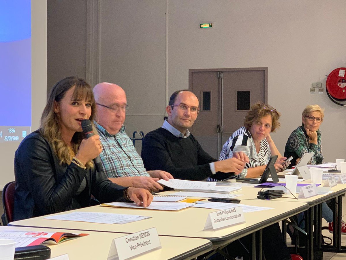 noel_sylviane's tweet photo. Beaucoup de plaisir à retrouver mes #collègues de la @2CCAM, #EPCI où j’ai siégé pendant 5 ans comme VP avec des échanges riches portant sur la gestion des gens du voyage, les #propriétés #dégradées, les #recours #abusifs sur des projets communaux, la #survie des #écoles #rurales https://t.co/chOvIDymL3