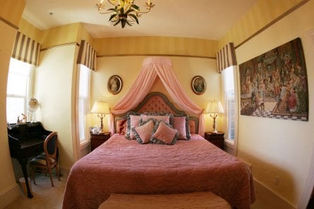 Noe's Nest B&B tweet media
