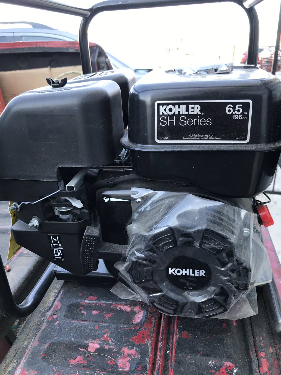 AspersorTampico's tweet photo. Motobomba autocebante de 2x2 pulgadas
Motor KOHLER 6.5 hp
Desplaza 450 litros por minuto

Ideal para riego, llenado de pipas, y mover grandes cantidades de agua

$5,450 pesos neto 

Envío incluido. Enviamos a cualquier parte de la república. 

Whats 8331204579 https://t.co/4CbnZief4o
