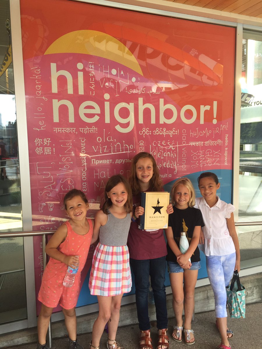 sibyldb's tweet photo. Violet made her radio debut on Saturday! She and her Lynhurst buddies were guests on the #saturdaylightbrigade discussing their love for and upcoming production of #Hamilton. Such an awesome experience!! https://t.co/PmjP6fgXWk