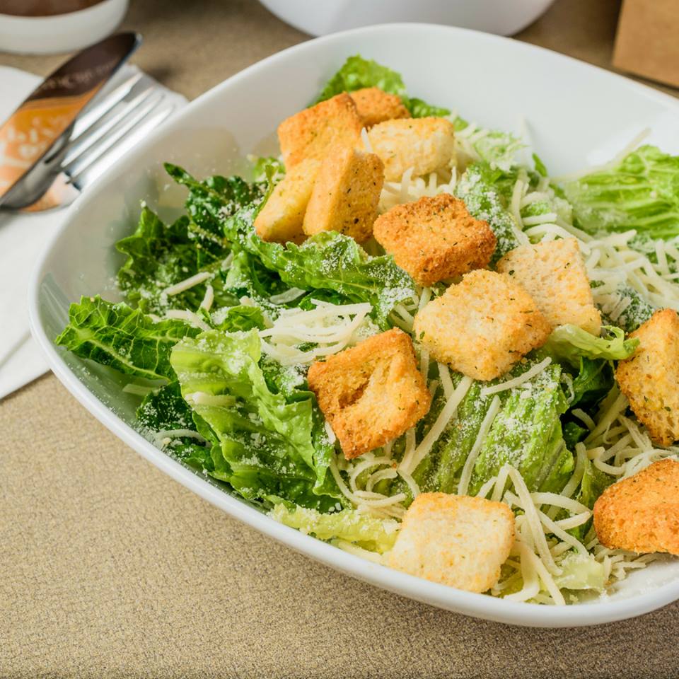 Grab a light Caesar salad for lunch and enjoy a guilt-free pizza for dinner. 😜
.
.
.
.
#MondayMotivation #salad #pizza #Balanceddiet #foodforthought #paliospizzacafe #webelieveinreal #palioscrossroads #crossroads #texas