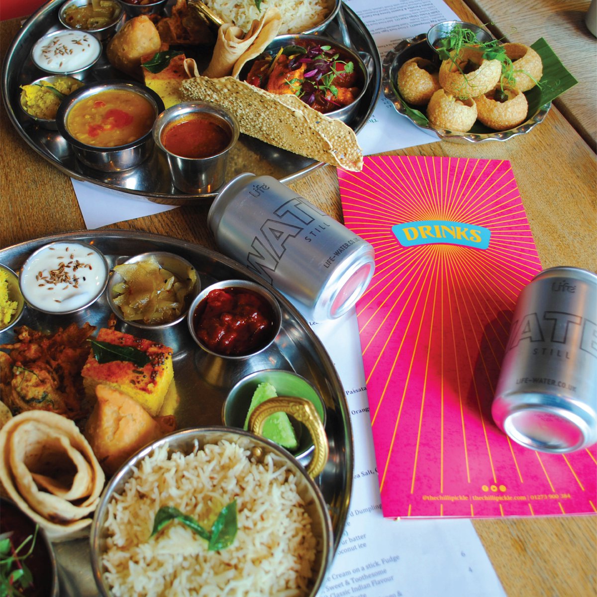 BTNBikeShare's tweet photo. Don’t miss out on your chance to #WIN a FREE lunch for 4 at @TheChilliPickle with the new #RiderRewards scheme! All you need to do is:
- Ride a @BTNBikeShare bike for 30 mins+🚲
- and claim your FREE @LifeWaterUK can by visiting our website💧https://t.co/oGU6dPYA1k #Competition https://t.co/JBADUXvXin