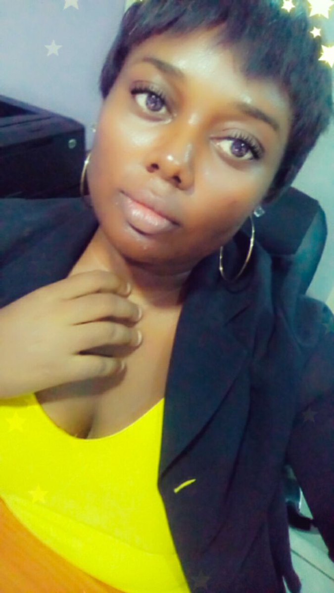 Peace_ese28's tweet photo. Been meaning to post this since morning 😕 Monday gat me like dis.
#MondayMorning 
#MondayMood 
#Nigerians https://t.co/y2B3XdHLL7