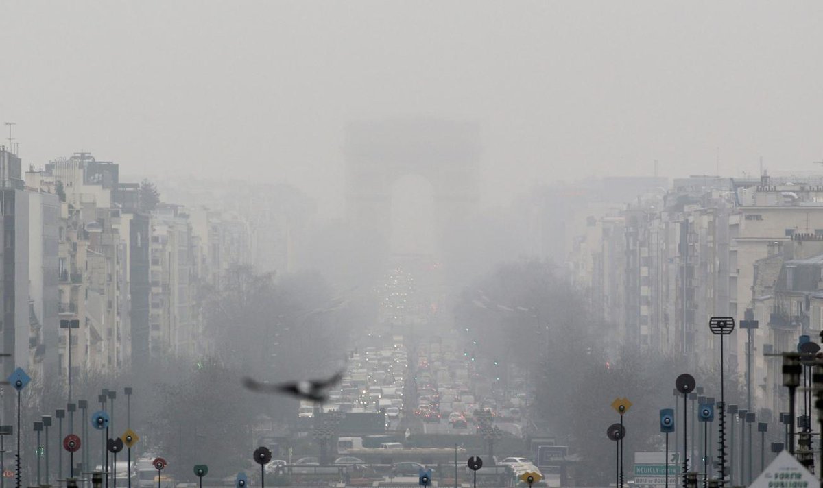 louis_da_costa_'s tweet image. Germany's Angela Merkel identifies the role of the wealthier countries &amp;amp; historic polluters responsible for majority of carbon emissions, to lead the mitigation effort. Germany aims for 2/3 of energy produced from renewables by 2022 - NOT 2030! @AlanaCraigen @SameeraSavarala