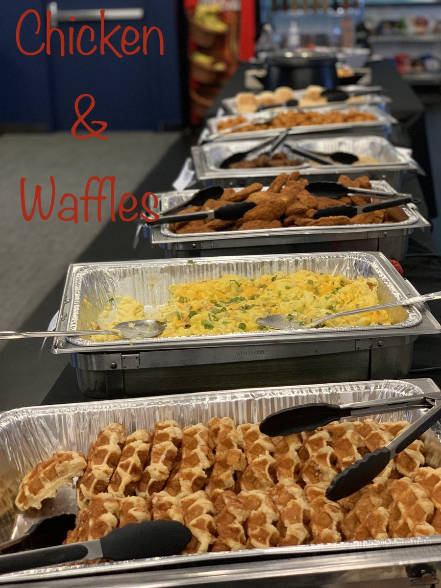 asing_chris's tweet photo. #anaplanlove just another Monday... except with this hearty comfort goodness🤙🏼 https://t.co/mQfI7UoWLI