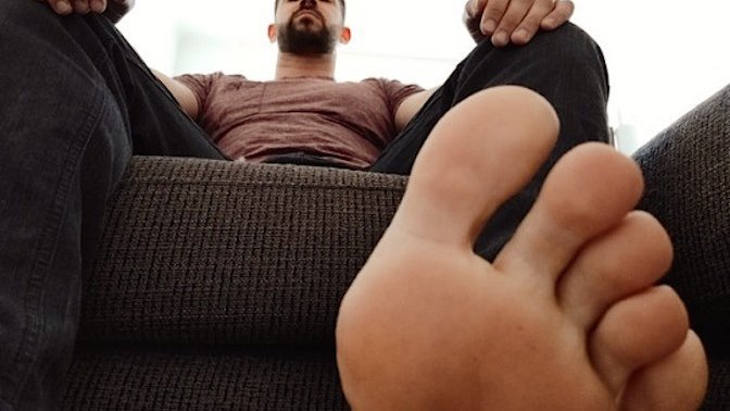 verspertide's tweet image. About me: Athletic gay guy who's into dominant butch men. Inexperienced in that way but interested in being brought into subjection by a true Alpha. Only into real-time worship. Central Europe based.