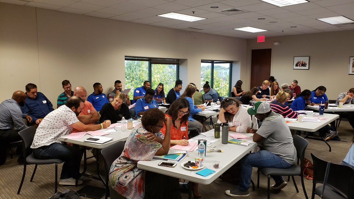 AFT25toLife's tweet photo. Afterschool educators from Region I are learning how to provide quality youth program assessment from the David P. Weikart Center @forumfyi! #VA21stCCLC #YPQA https://t.co/yhsrpD1VDw