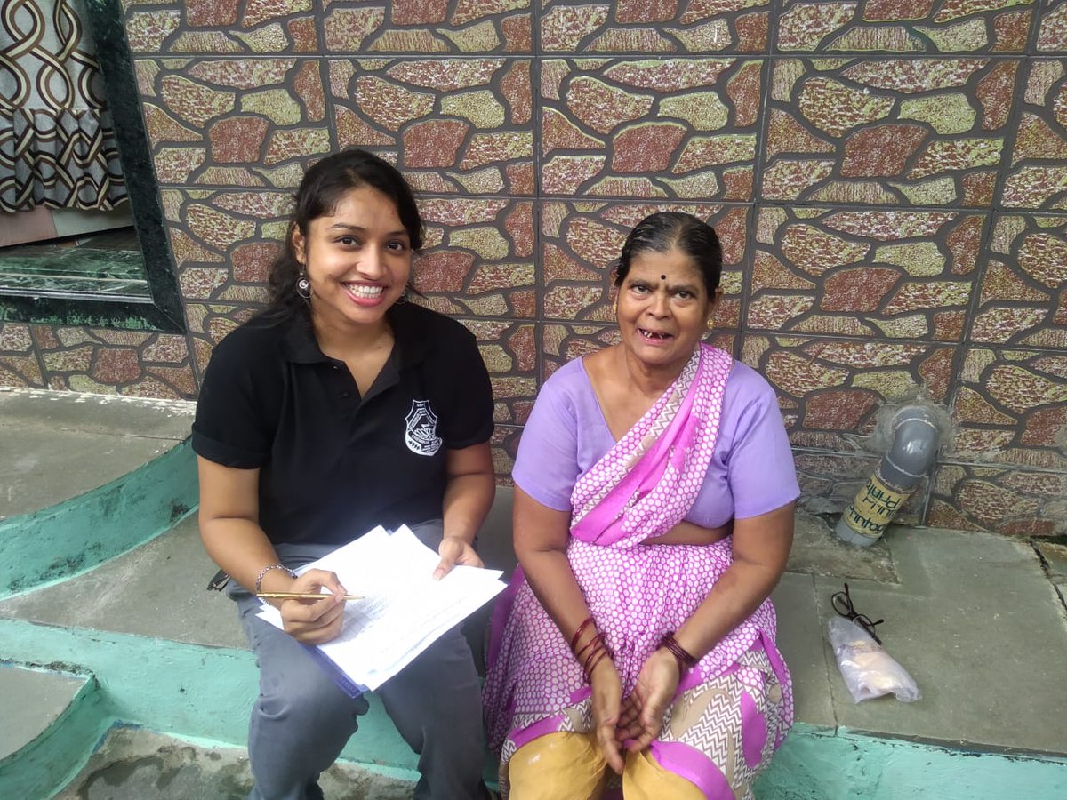 ckcl1955's tweet photo. Legal Aid Cell of Chembur Karnataka College of Law, conducted an awareness survey on "Protection of Human Rights" in Sambhaji Nagar, Ghatla Village on 22nd September, 2019. We asked questions pertaining to Human Rights, RTI, Welfare schemes, Domestic Violence etc. https://t.co/irv5bvxqL3