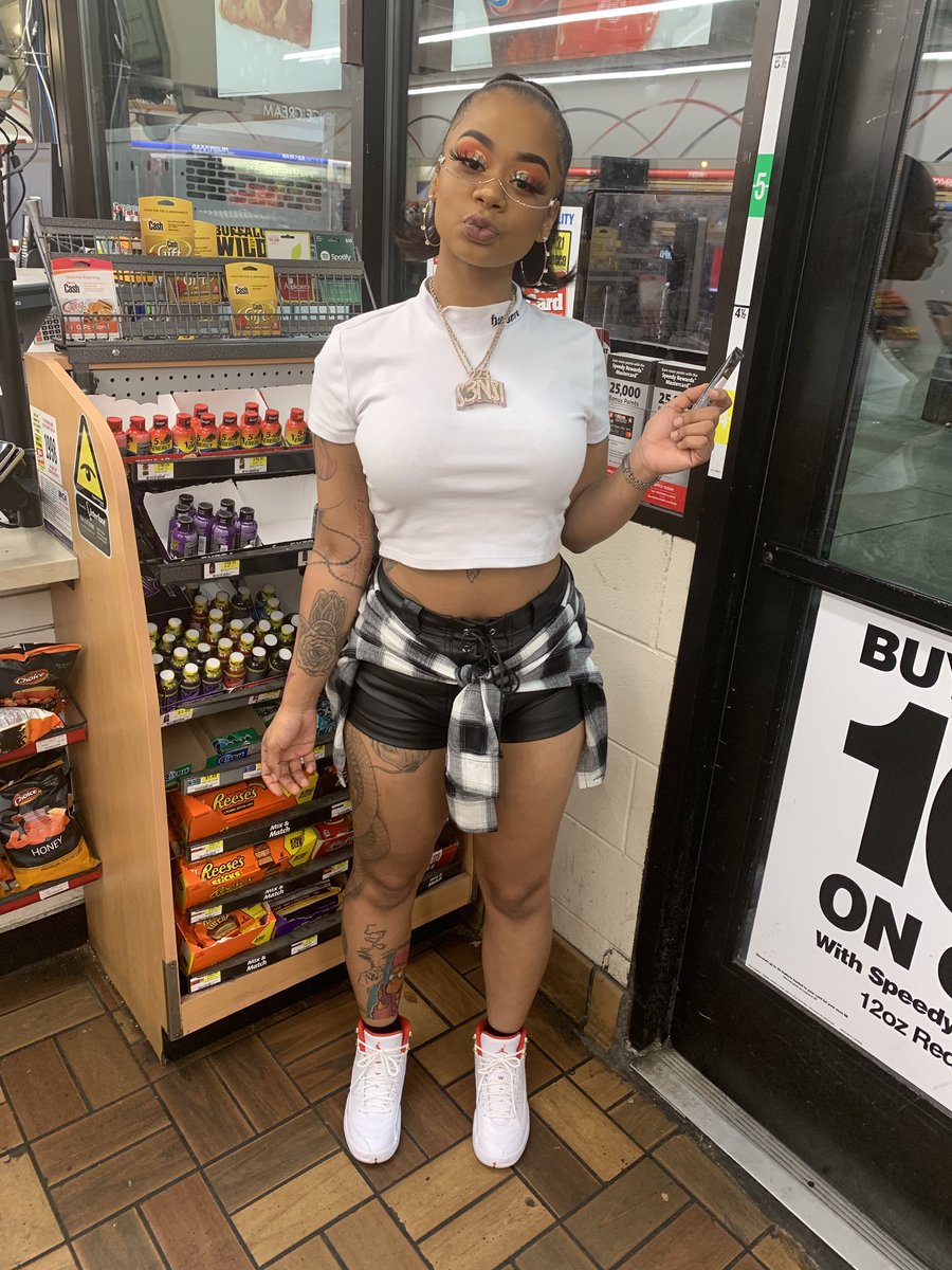 s3nsi Molly on X: 