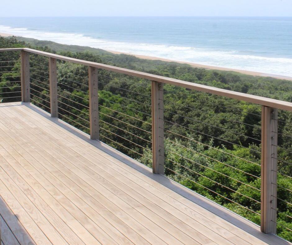 rhino_woodSA's tweet image. An endless view and longlasting, low maintenance timber play nicely together when planning an easy-to-care-for beach house. Read more on our website: bit.ly/2WEf7B6

#modifiedtimber #rhinowood #residentialarchitect #timberdecking #beachliving