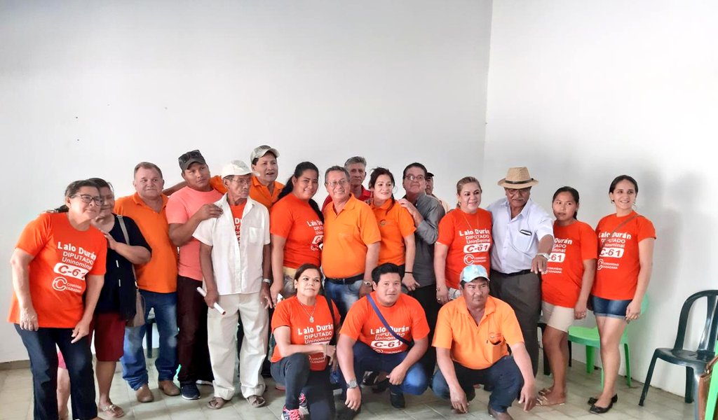 ChichiLucio's tweet image. Ahora en Santa Ana del Yacuma #Beni. La gente sabe que tienen #ElPoderdelVoto para transformar el país en #UnaBoliviaMejor. 
#CarlosMesaPresidente
#LaloDuranDiputado CIR 61

@ComunidadCBo @solparaBolivia @ArauzGlendiz @JPaulPinto @chavez_aramayo @durbiela