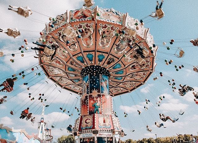 MEDICOM1's tweet photo. O‘ zapft is! 🥨
Das Oktoberfest hat begonnen und wir sind vorbereitet! Damit ihr eine tolle Oktoberfestzeit habt, haben wir die passende Box, mit allen wichtigen Helferlein für euch zusammengestellt! 
Schaut dazu gerne in unserer Story vorbei oder unter: 
… https://t.co/wLG4XDKZ59