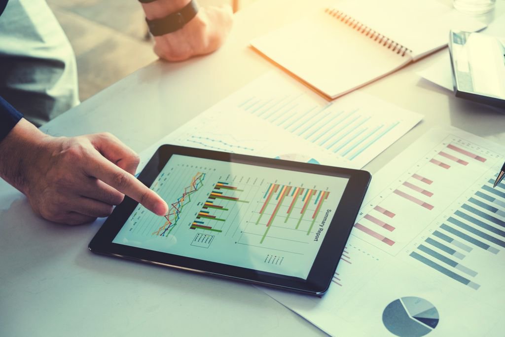 DataWiseAcademy's tweet photo. There is still time to register for the course Become a Data CEO: A Framework for Mastering Data and Driving Innovation @StanfordCSP. Classes start on September 26th. 👉https://t.co/3u5RnV6Gt7. https://t.co/VfVqfAnhXI