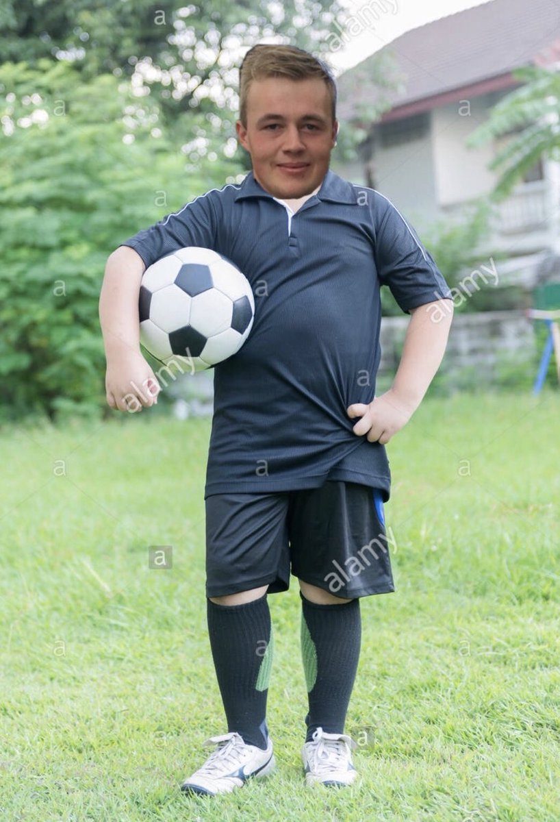 CrystalPhallus2's tweet photo. Rumour has it @benfirth96 is hanging up the clubs and starting soccer for the phallus clawed eagles, this is a pic from his youth days ⚽️🦅 https://t.co/zgiUuUeXpj