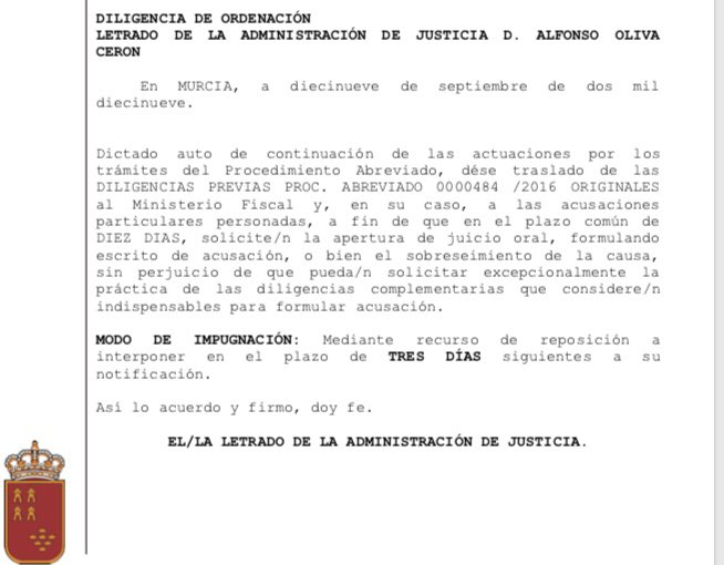 El presidente de la UCAM, José Luis Mendoza se sentará en el banquillo (juicio oral)acusado de un delito contra la ordenación del territorio por las construcciones ilegales al sur del monasterio de los Jerónimos.  La juez emplaza a las partes a formular escrito de acusación.