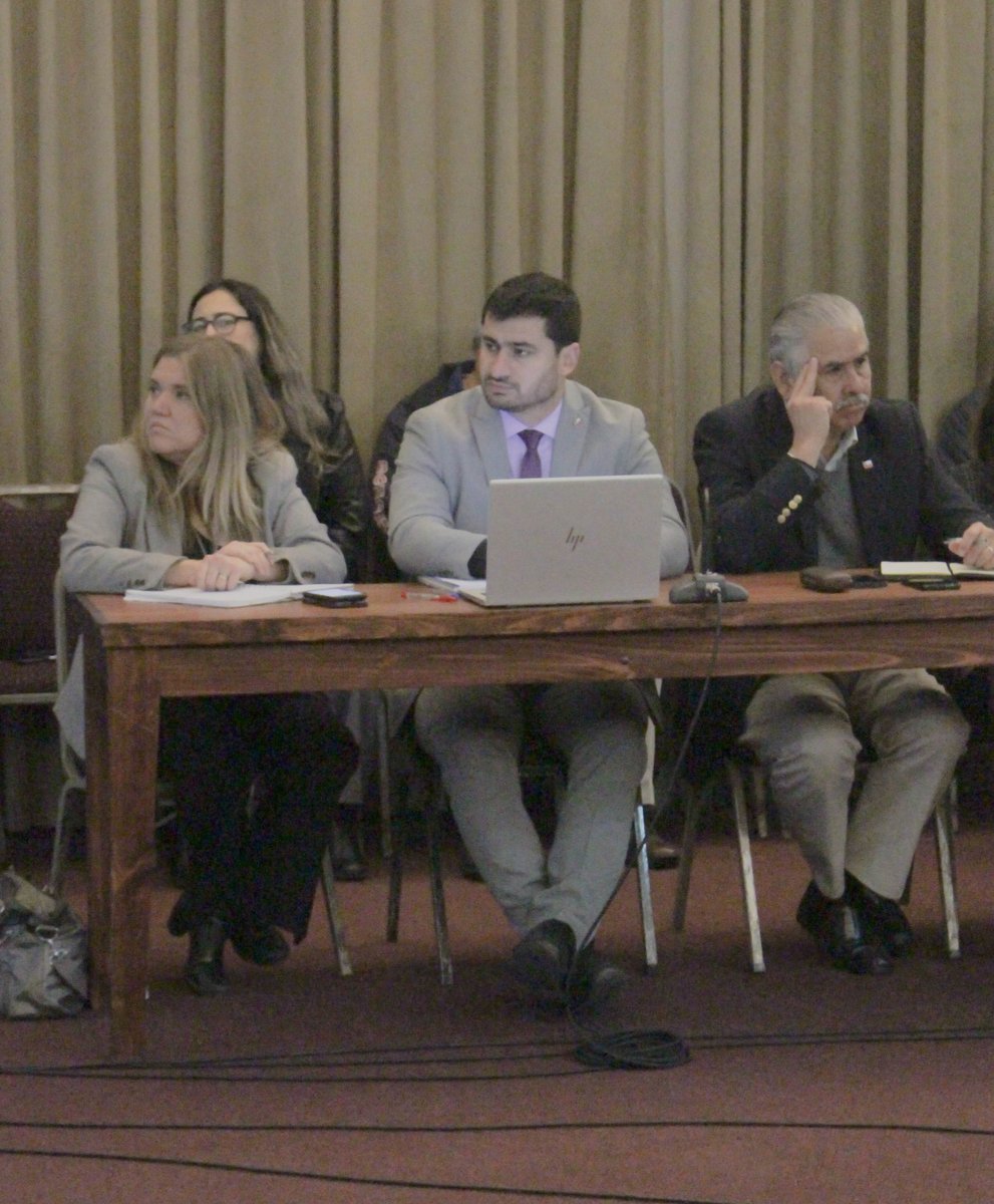 MOPValparaiso's tweet photo. La escasez hídrica que afecta a nuestra región es hoy una de nuestras principales preocupaciones, este lunes nos reunimos en el Comité Operativo de Emergencia (COE) para tratar el decreto de #ZonadeCatástrofe que comenzará a regir en nuestra región a partir del 26 de septiembre https://t.co/XeHHGkXRAM