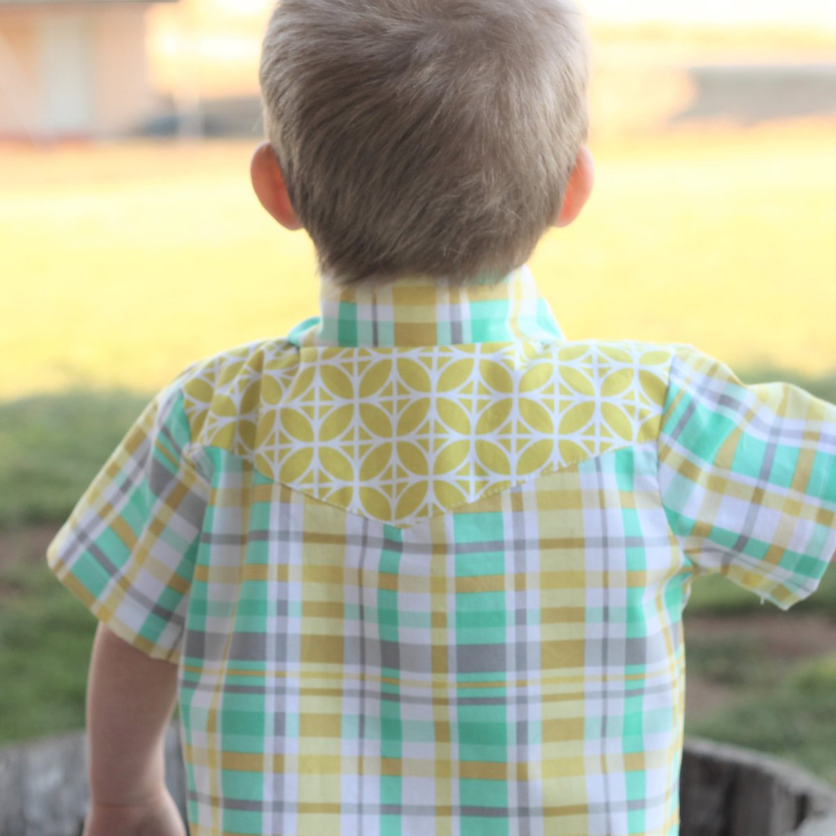 SewSimpleHome's tweet image. Welcome to the Wild Wild West.  Or at least the wild wild toddler.
.
Grab this free western top sewing pattern #ontheblog
.
.
#owyheetop #westerntop #sewingpattern #pdfpattern #sewsimplehome