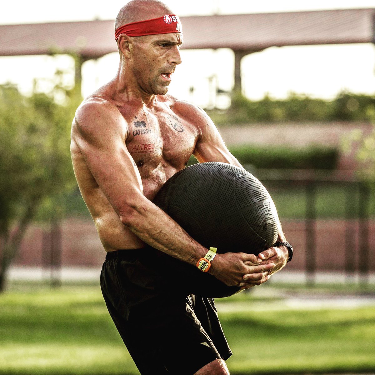 GroundPoundr11's tweet photo. Where there is SUCCESS, I promise there was real struggle and many times some failures along the wayβ¦οΈβ¦οΈ Learn and adapt from those struggles and never lose sight of your goals @SpartanRace #spartanathlete #noexcuses #committosomething #ocr #spartanrace #aroo https://t.co/l3NCggQ8b0