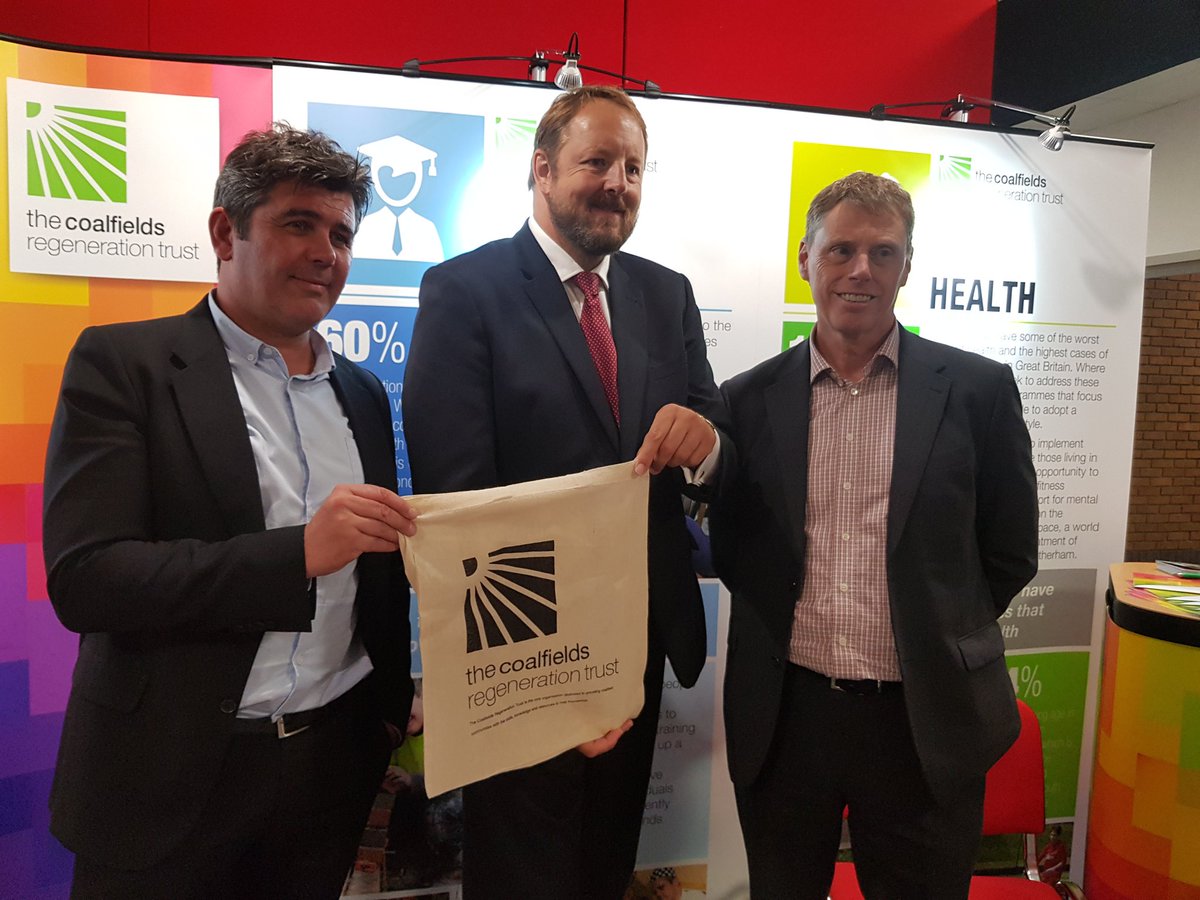 CoalfieldsRegen's tweet photo. We greatly appreciate your show of support to bespoke funding for #coalfield communities @tobyperkinsmp.
#LabourConference2019 #lab19 #stand66 https://t.co/JQTjJrXPYp
