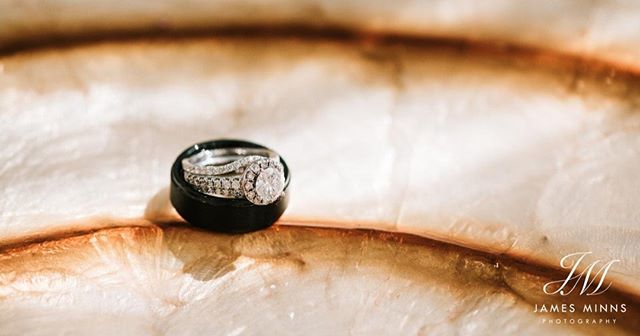 JamesMinnsPhoto's tweet photo. Bling bling! 💍⁠
⁠
 #weddingphotography #bride #weddingphotographer #love #stylemepretty #huffpostido #shesaidyes #soloverly #groom #ido #brideandgroom #loveauthentic #theknot #theknotpro  #destinationwedding #floridawedding #southfloridaweddings #luxurywedding #palmbeachwedd… https://t.co/SfiFOGgiUP