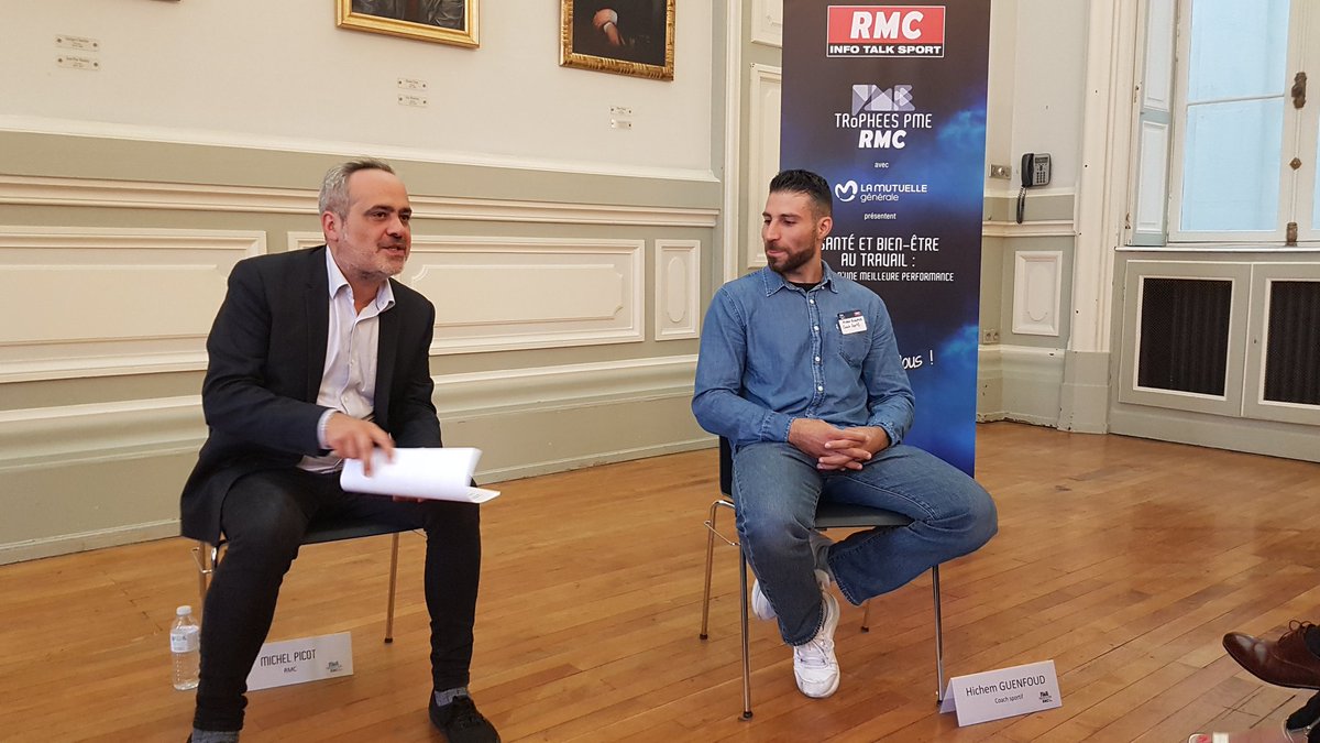 A_Moine's tweet photo. Workshop sur la thématique santé et bien être au travail avec l intervention d Hichem Guenfoud, coach sportif au @TropheesPmeRMC à la @CCILYONMETRO https://t.co/0Cckw9a7o8