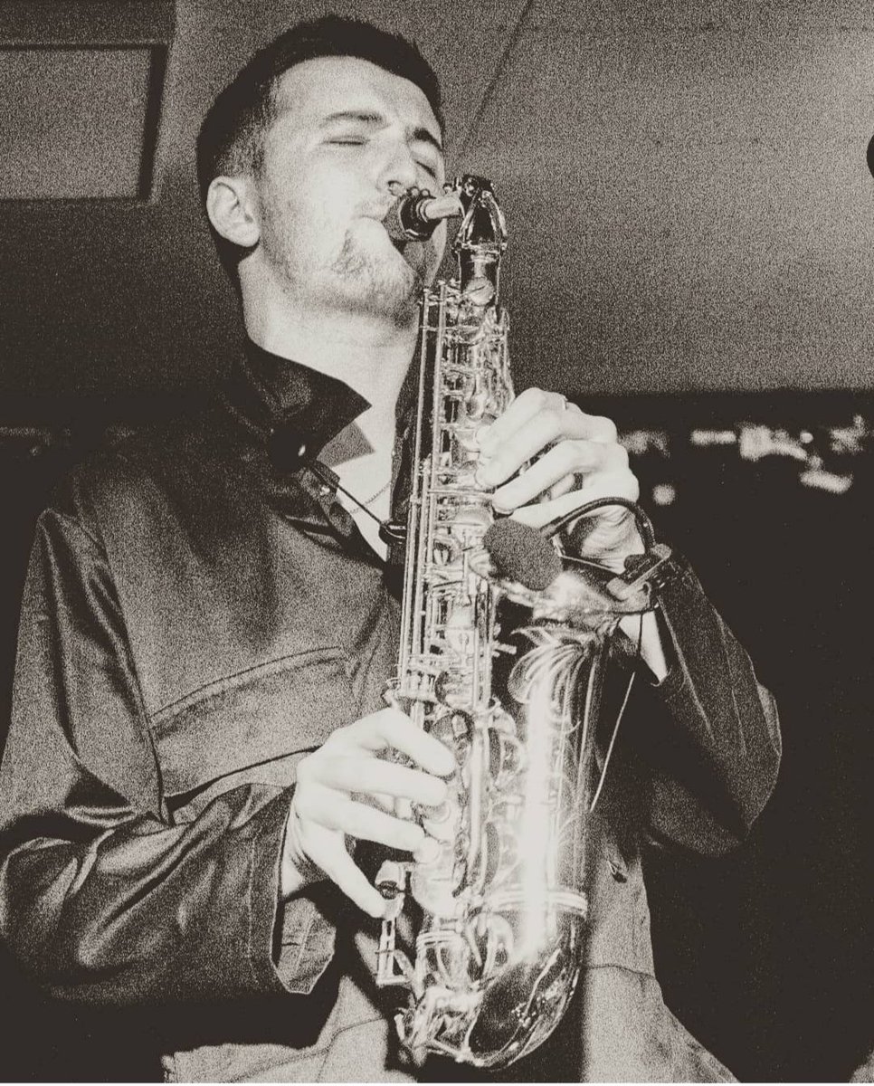 Maruja_Band's tweet image. Saturday was a crazy good night! Massive thank you to the folks who made this a special one❤