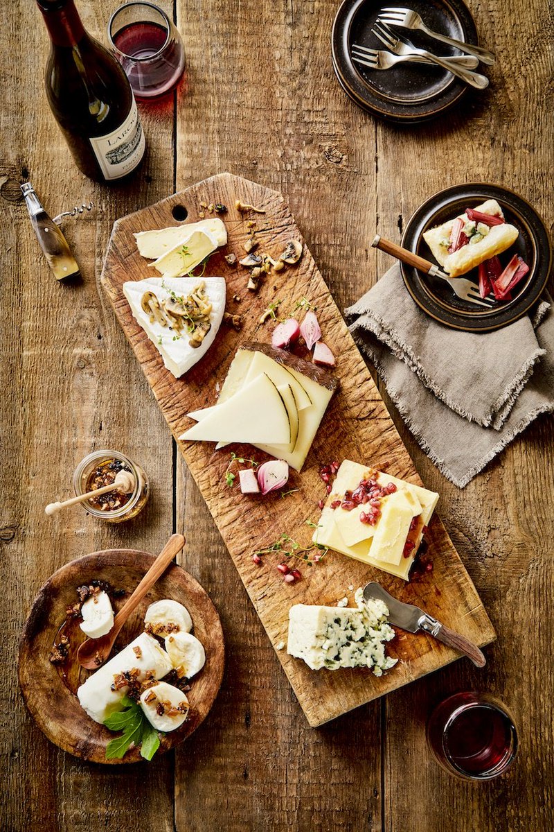 Welcome the new season with this sweet and savory Autumn Cheese Plate. Pair with seasonal beer and wines to elevate your experience: bit.ly/2eGzk5c