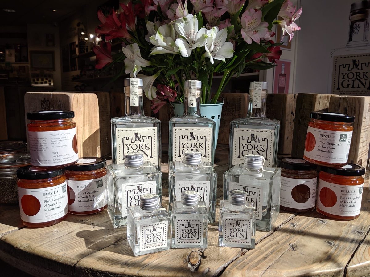 York Gin tweet media