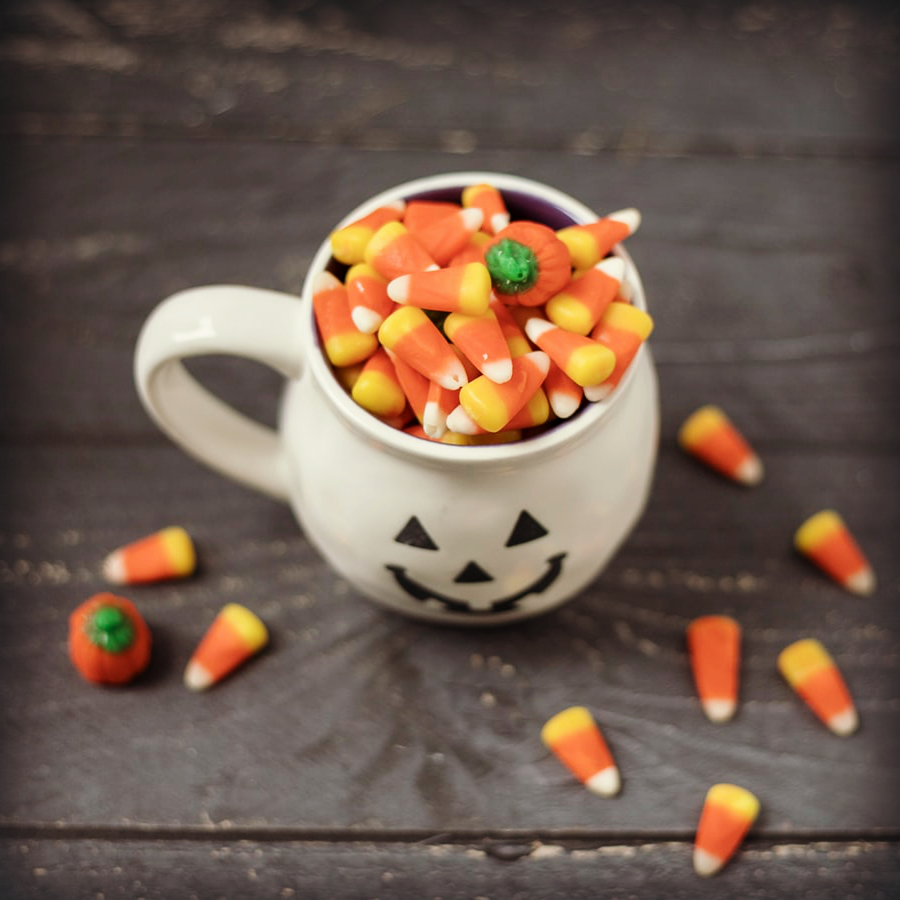 candypam's tweet image. The first official day of Fall brings so much delight! What is your favorite aspect of the season? #FallCandy #Halloween #CandyCorn